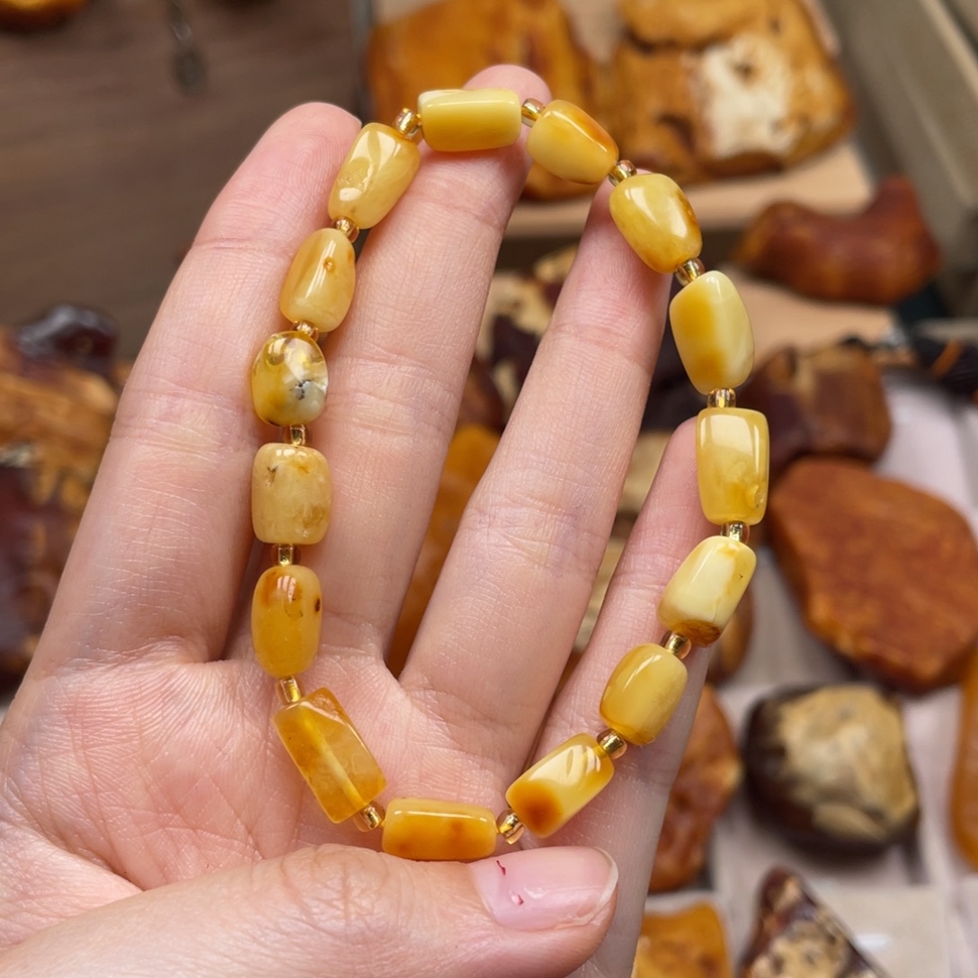 琥珀未镶嵌珠宝奇石