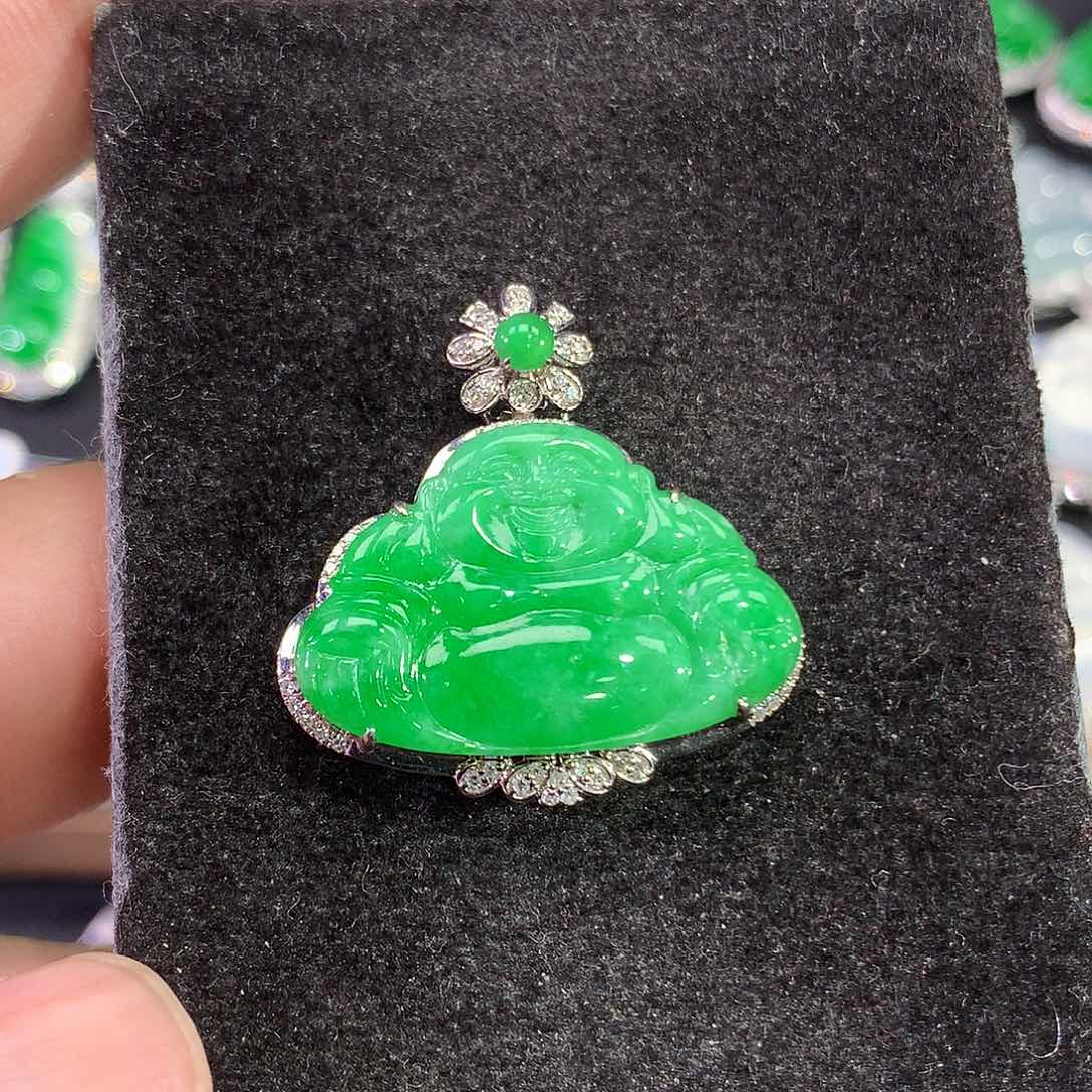 翡翠18K金镶嵌吊坠(赠链)