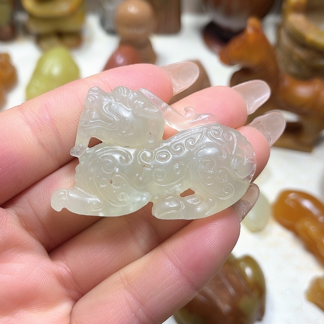 白玉菩提吊坠白玉菩提吊坠