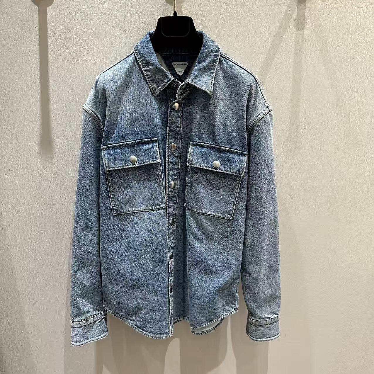 未使用 BOTTEGA VENETA/葆蝶家 蒙口/七七/牛仔衬衫