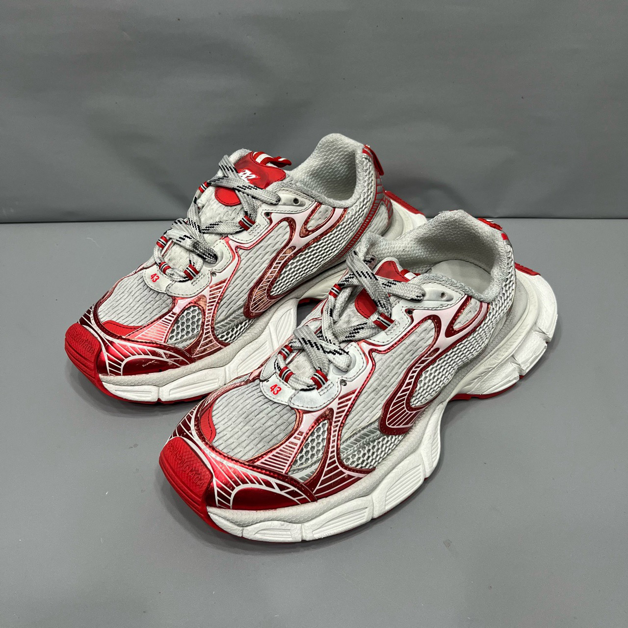 90新 Balenciaga/巴黎世家 3XL做旧白红/43码/原盒/A2764