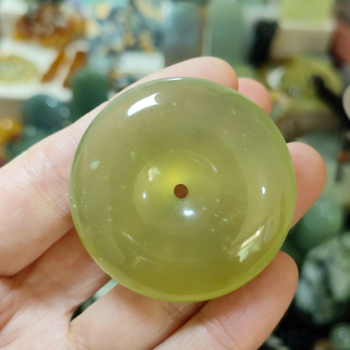 岫玉未镶嵌平安扣