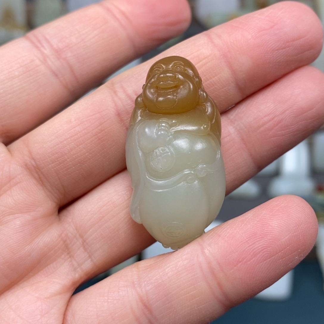 和田玉颈饰未镶嵌雨*佛公