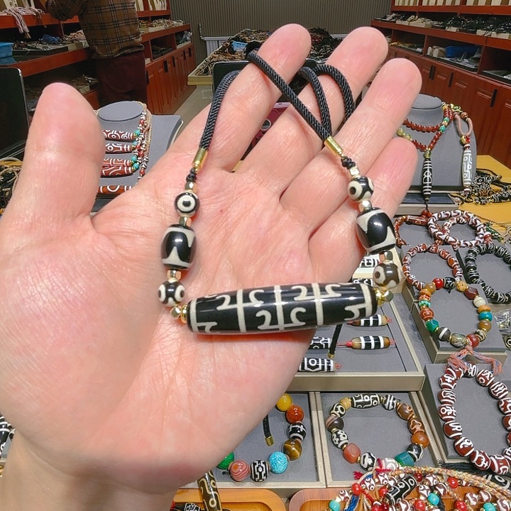 未镶嵌玛瑙/玉髓珠宝奇石