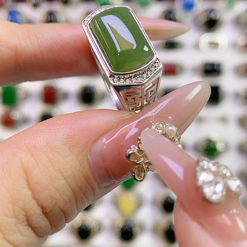 【闪购商品】银S925镶嵌戒指和田玉