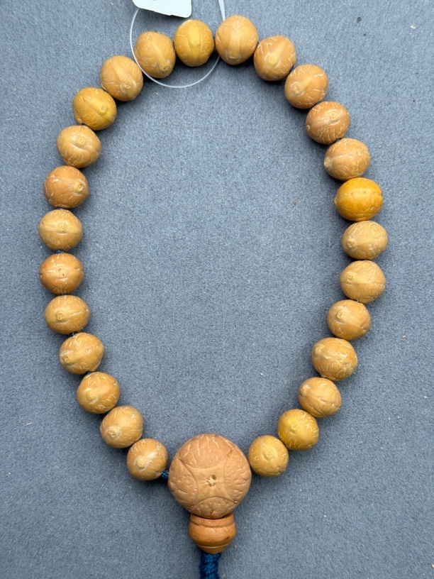 9.4-10.1尺寸凤眼菩提实心籽