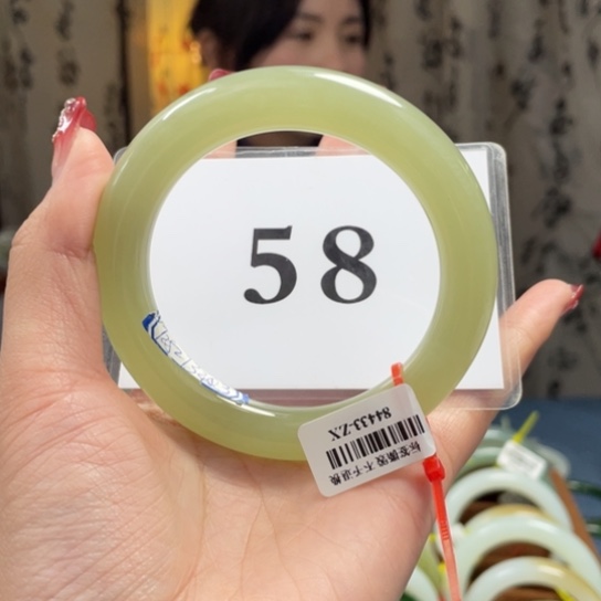 【闪购商品】和田玉手镯未镶嵌