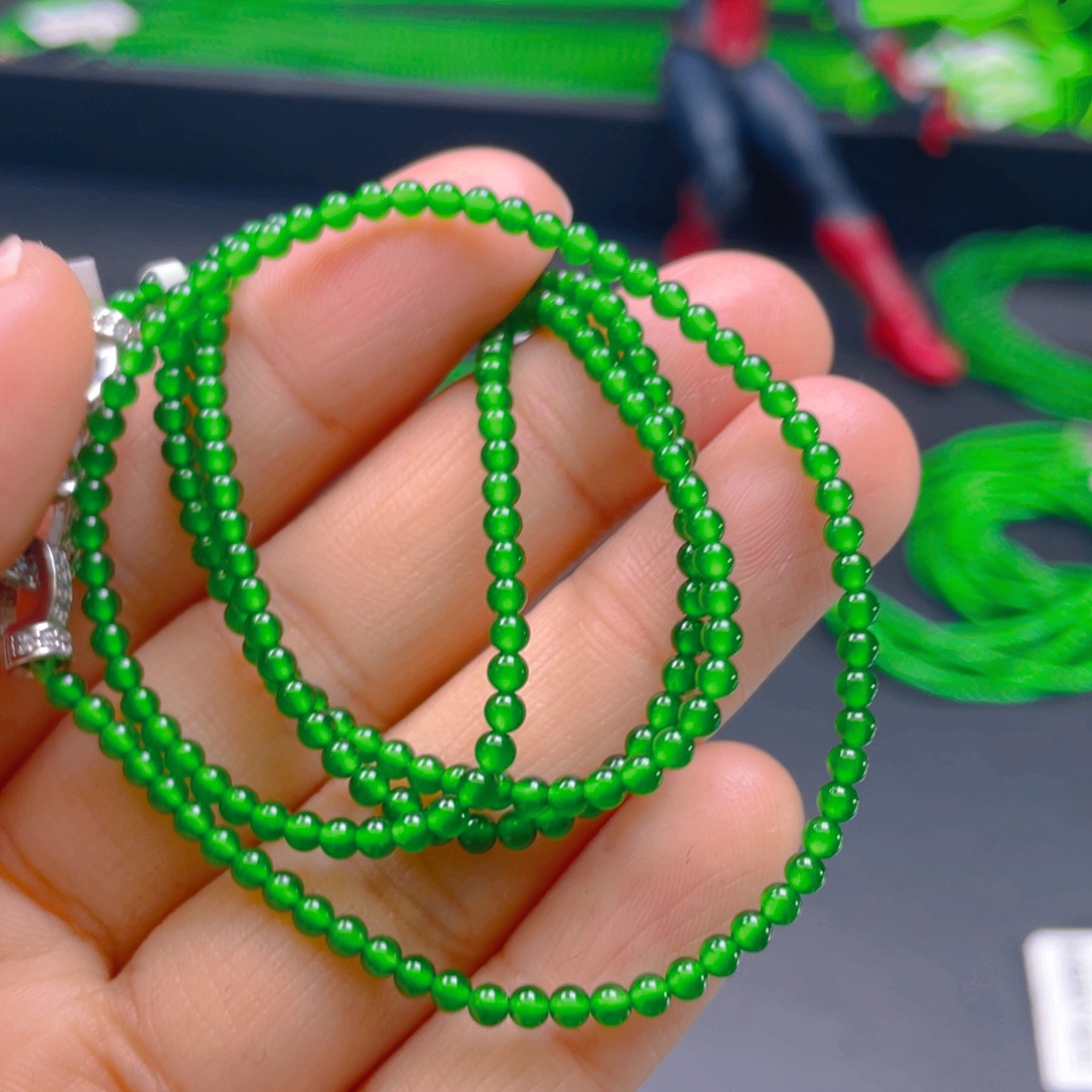 翡翠颈饰未镶嵌，1