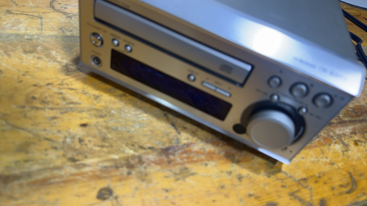 8新  功放 不读碟 1 不支持七天无理由 运费自理