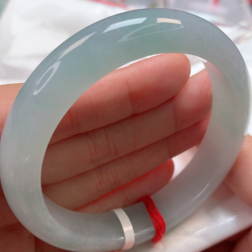 【闪购商品】翡翠手镯未镶嵌冰胶情水