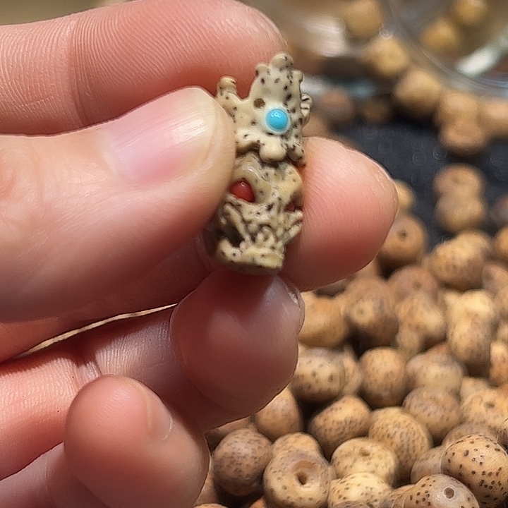 卩***疋星月菩提吊坠骷髅套装原白