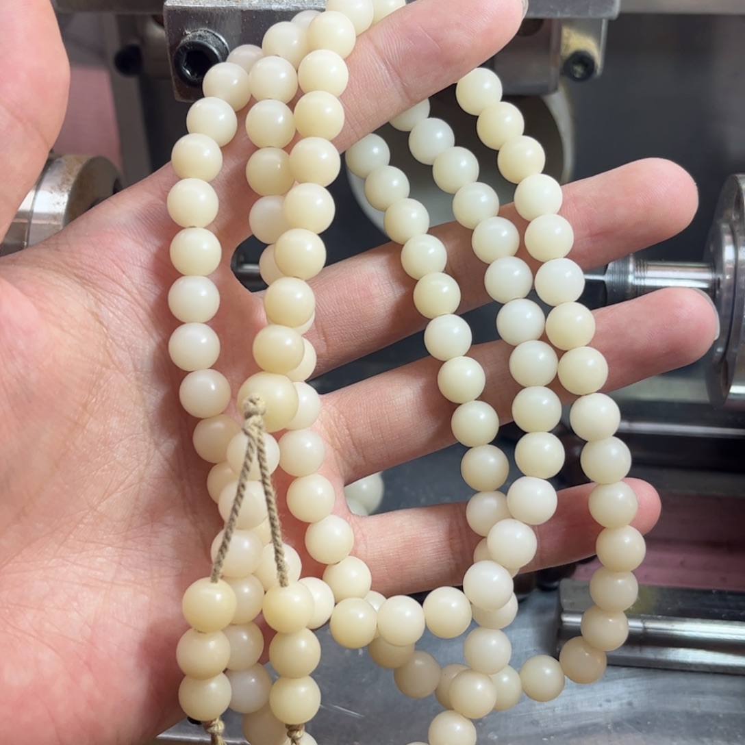 夏***分菩提根/象牙果手串