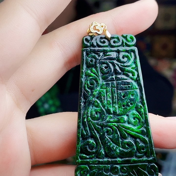 翡翠银S925镶嵌颈饰多样性