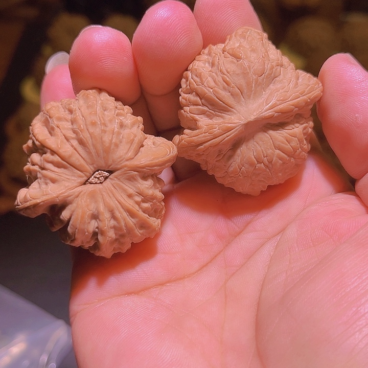 文玩核桃把件血麒麟