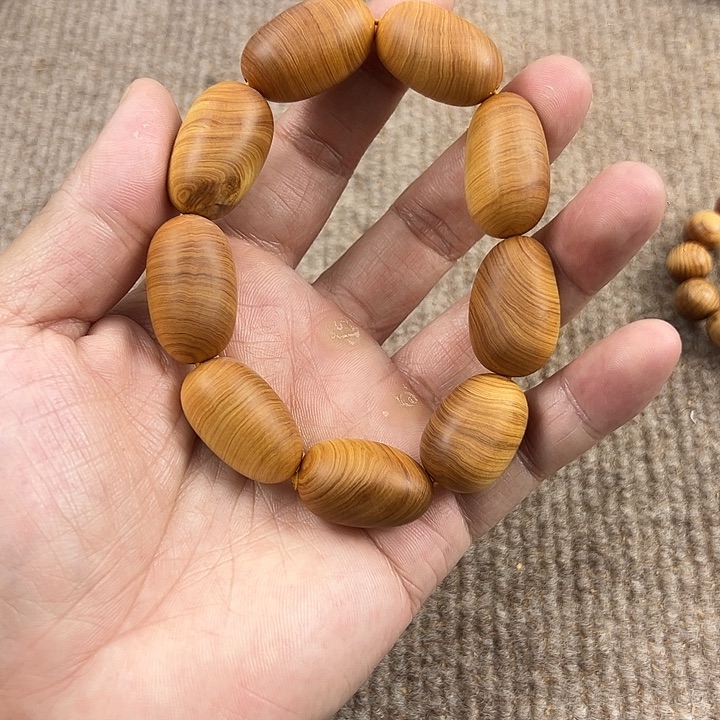 木太行崖柏随型。。。。。。。