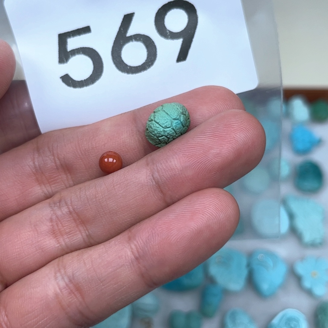 南红玛瑙未镶嵌珠宝奇石