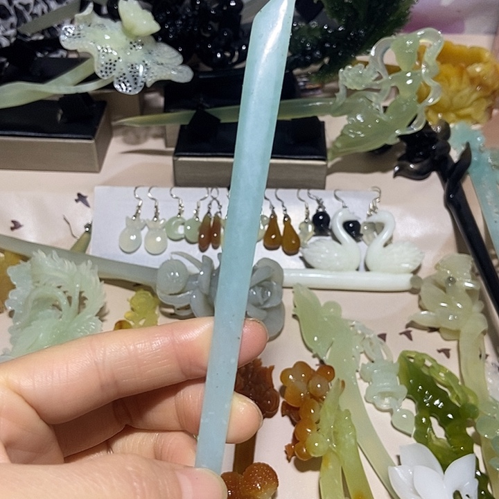 蛇纹石玉合金发簪