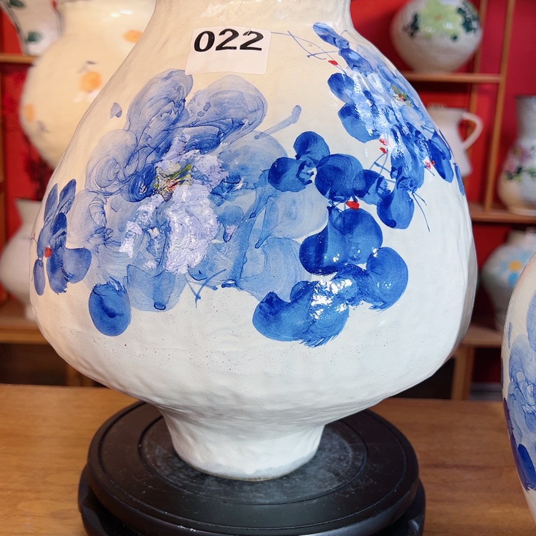 陶瓷白****店你在那上班呀还是回家吃饭啊亲爱