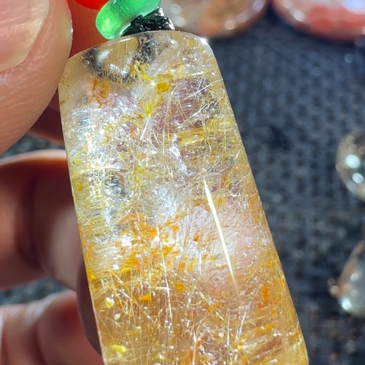 水晶颈饰未镶嵌好***活