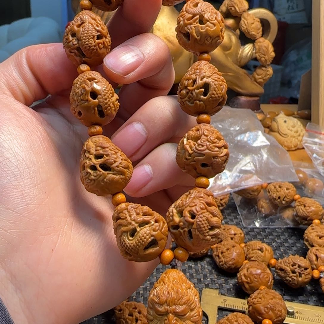 橄榄核手串/手链九龙主任献瑞