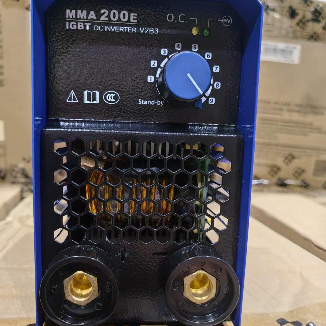 220v瑞凌mma200e家用小活手把焊机一台