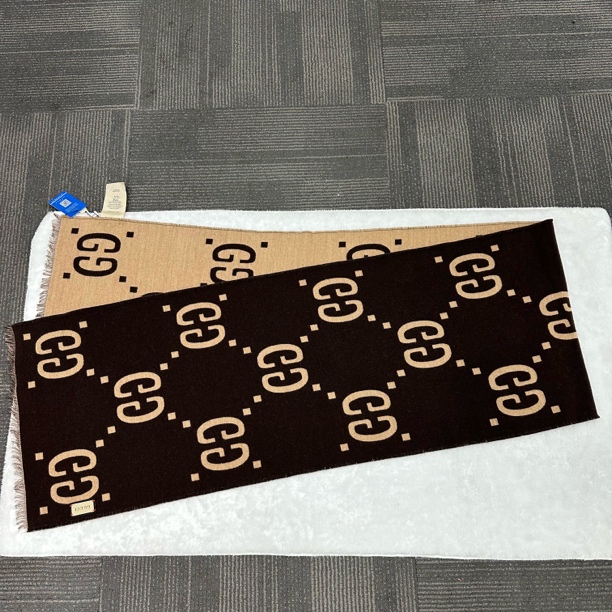 99新 GUCCI/古驰 古驰 双面围巾 印花 经典190*35 百搭 122