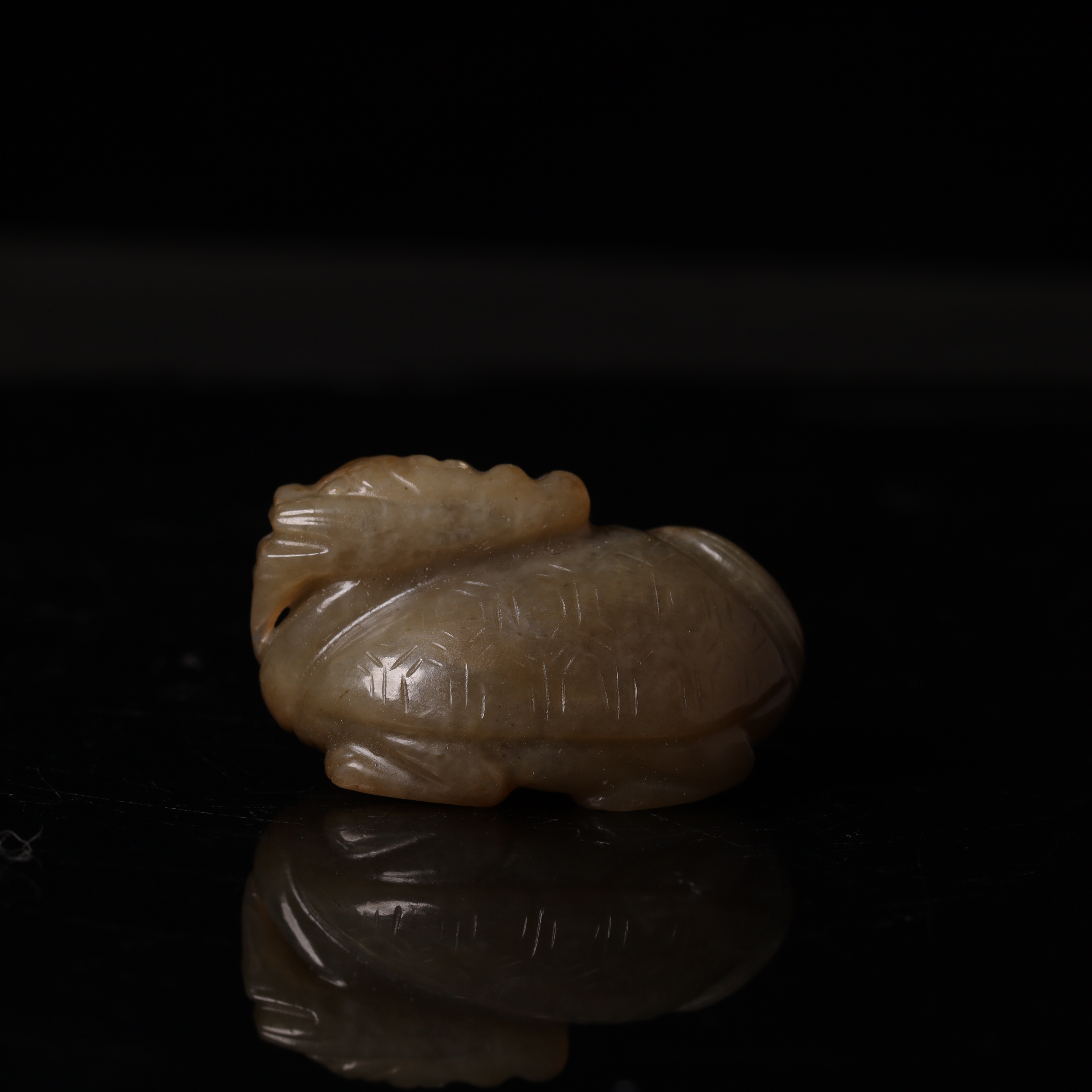和田玉龙龟花件F150