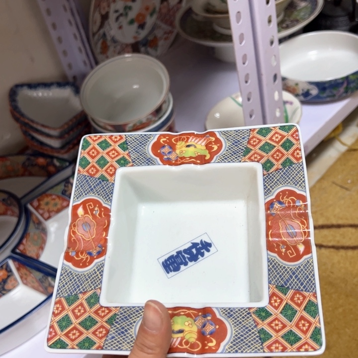 盖碗瓷器直播放漏中