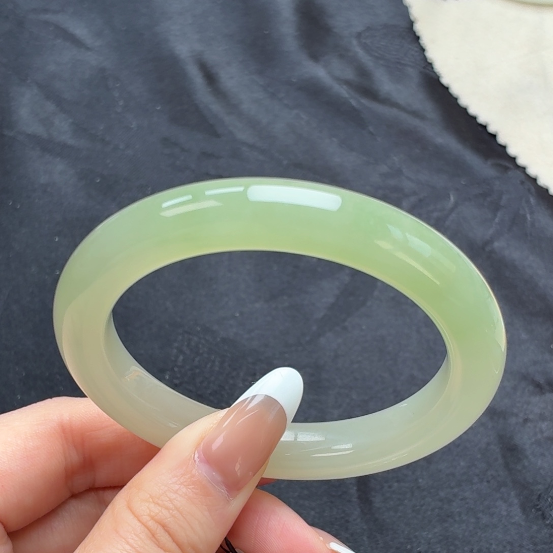 和田玉未镶嵌手镯冰底翠青晕染自然绝美5