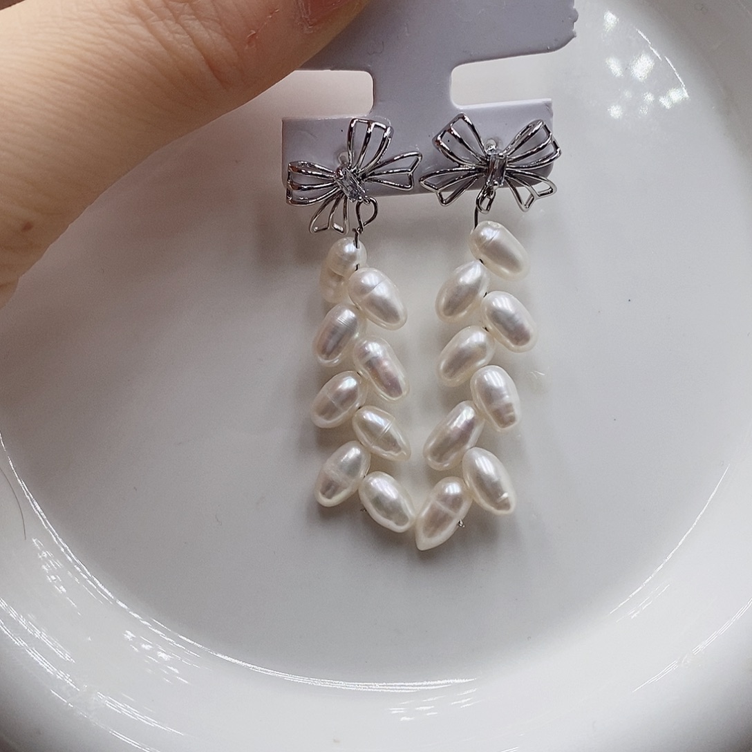 银S925镶嵌耳饰淡水珍珠