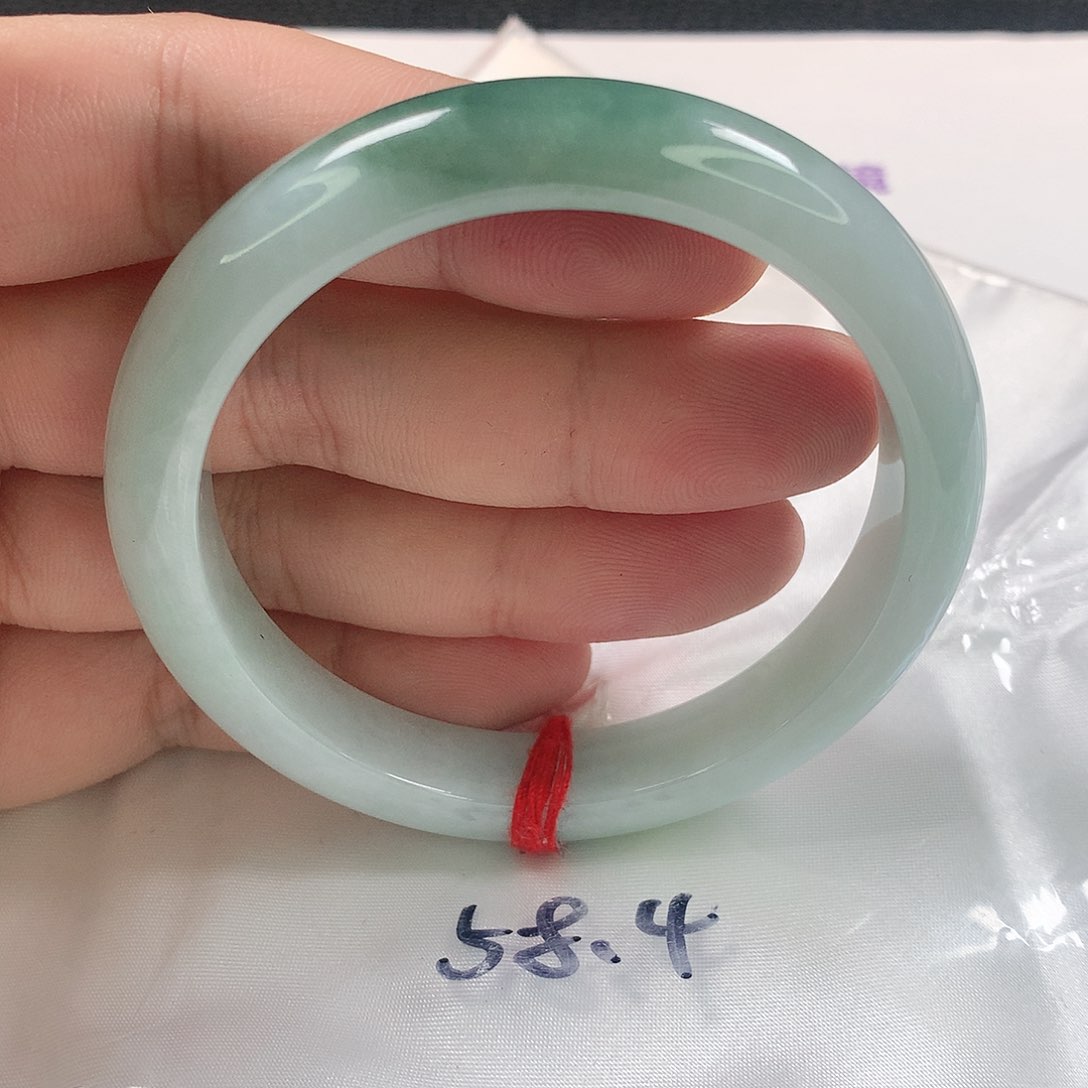 翡翠手镯未镶嵌319号