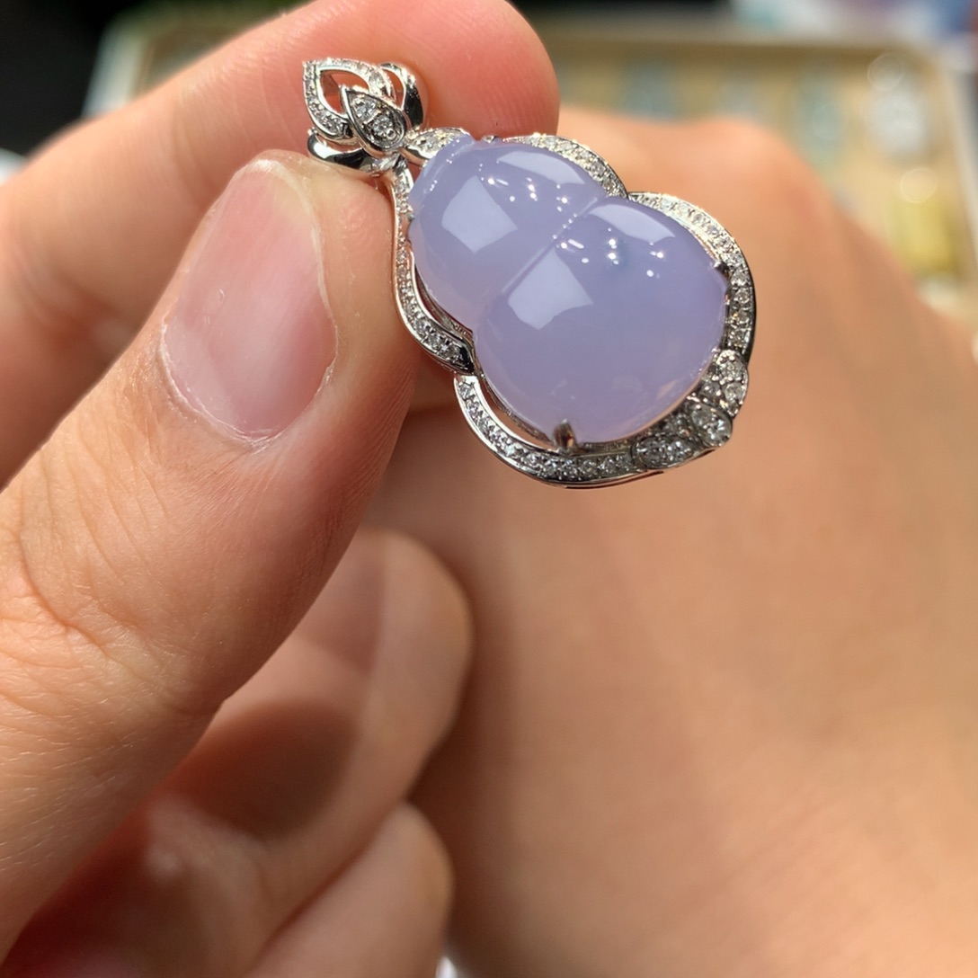 翡翠吊坠(不含链)18K金镶嵌紫罗兰葫芦