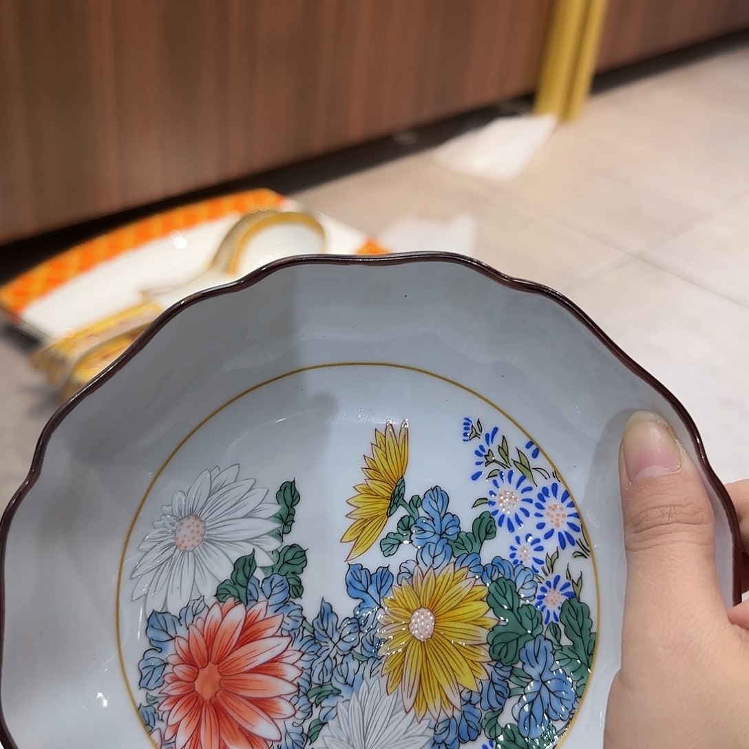 骨瓷珐琅彩工艺制作