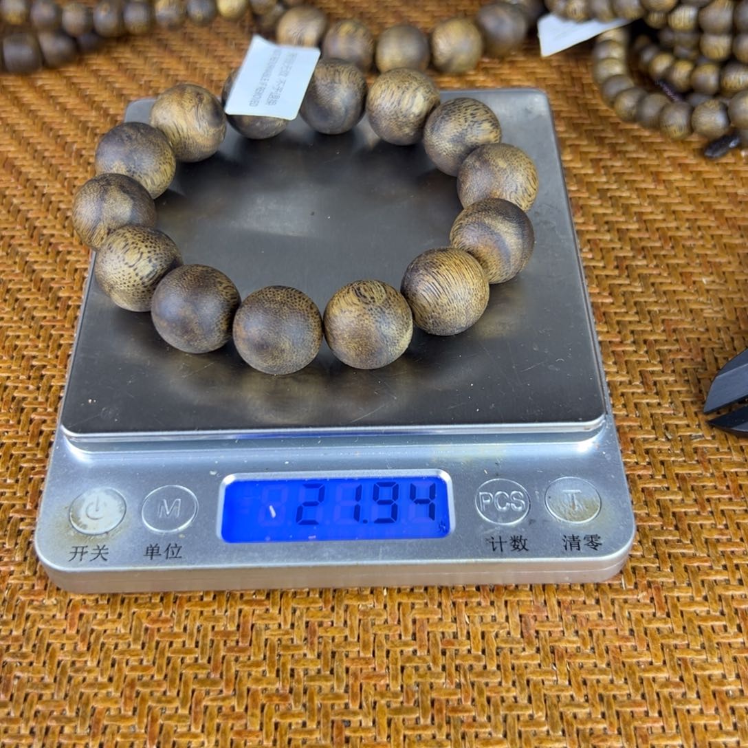 本****沉香沉香碎屑卡16单圈克重21.9克