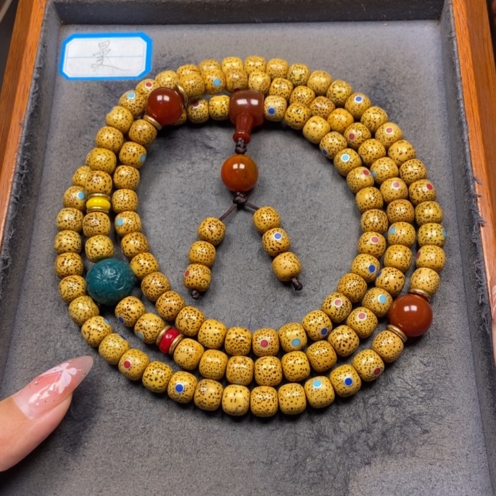 星月菩提吊坠菩提