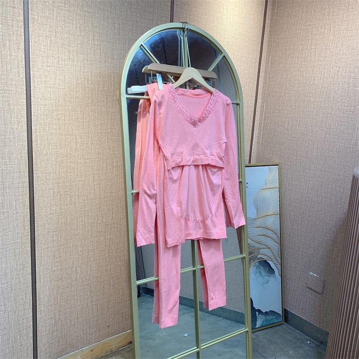 O146粉红色孕妇哺乳秋衣两件套   90-150