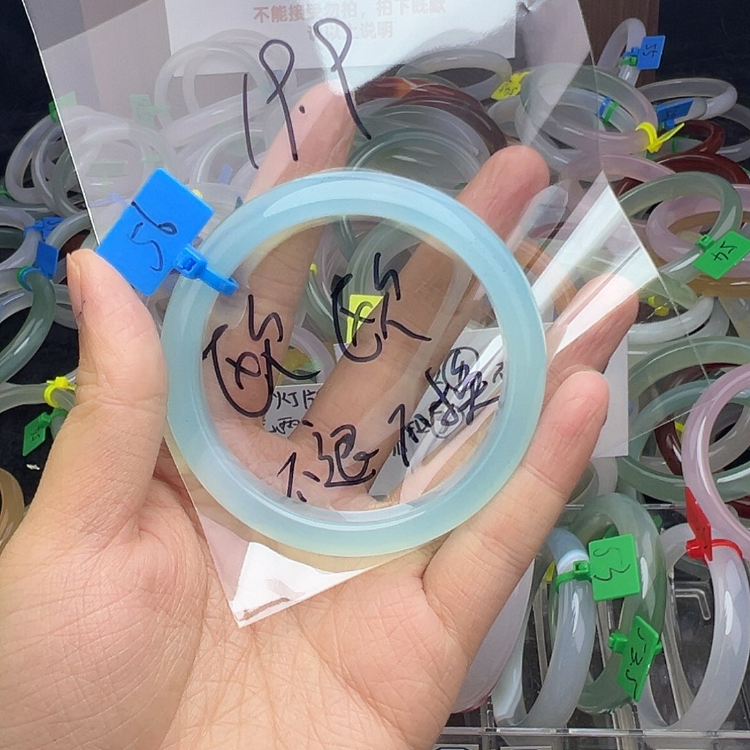 欧****玛瑙/玉髓未镶嵌手镯