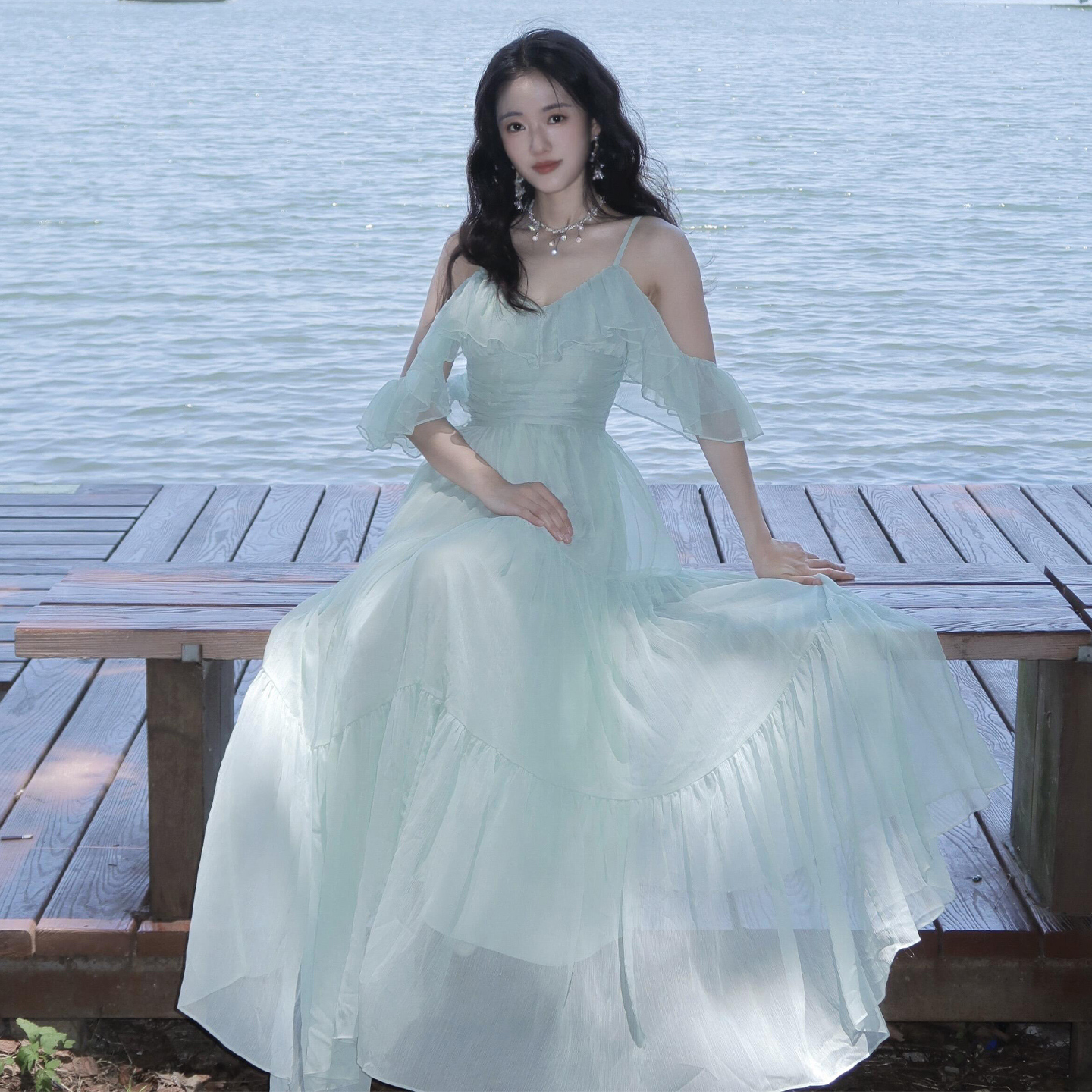 【现货+运补】法式薄荷绿色露肩吊带连衣裙女夏高级感长裙5120