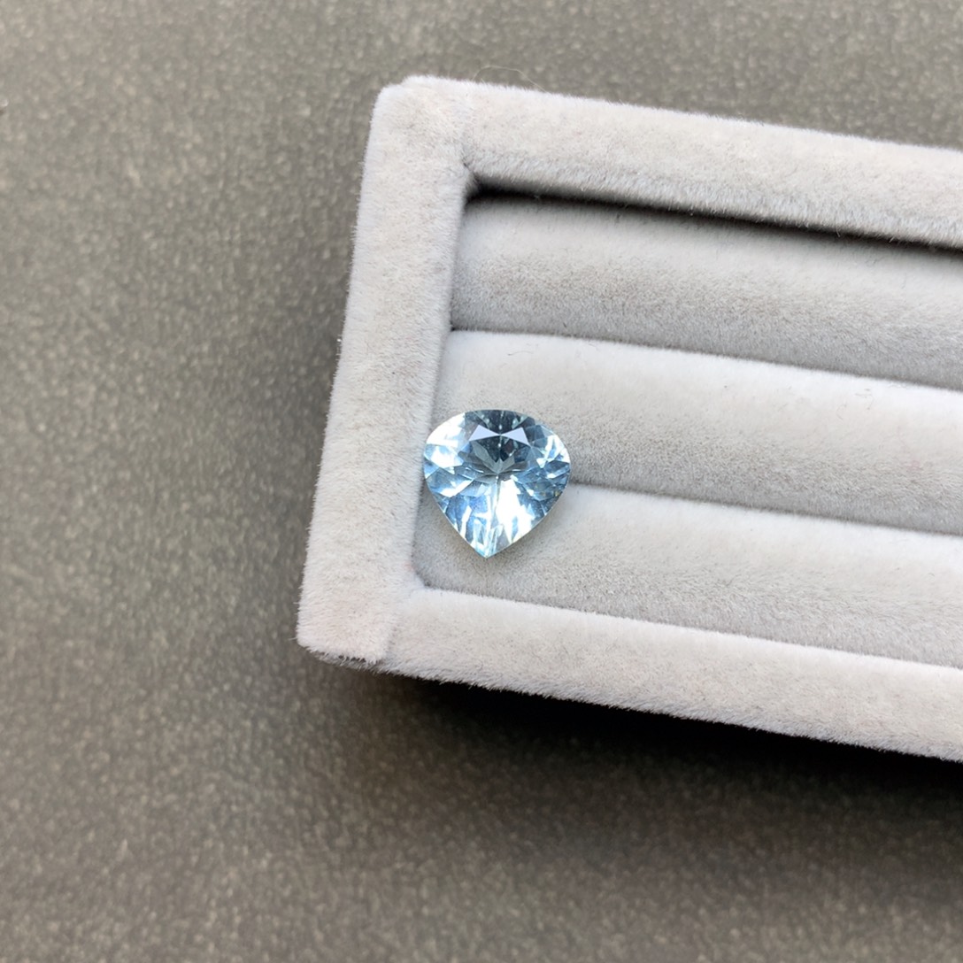 海蓝宝石裸石未镶嵌天然海蓝宝裸石1.77ct