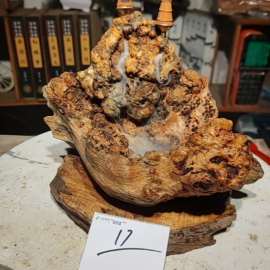 用***3松木17北沉香琥珀木天然造型山水摆件