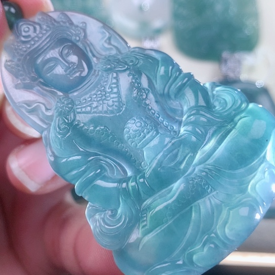 【闪购商品】翡翠颈饰未镶嵌天然翡翠