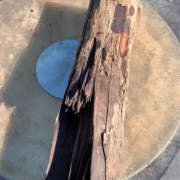 微凹黄檀（南美大红酸枝）350