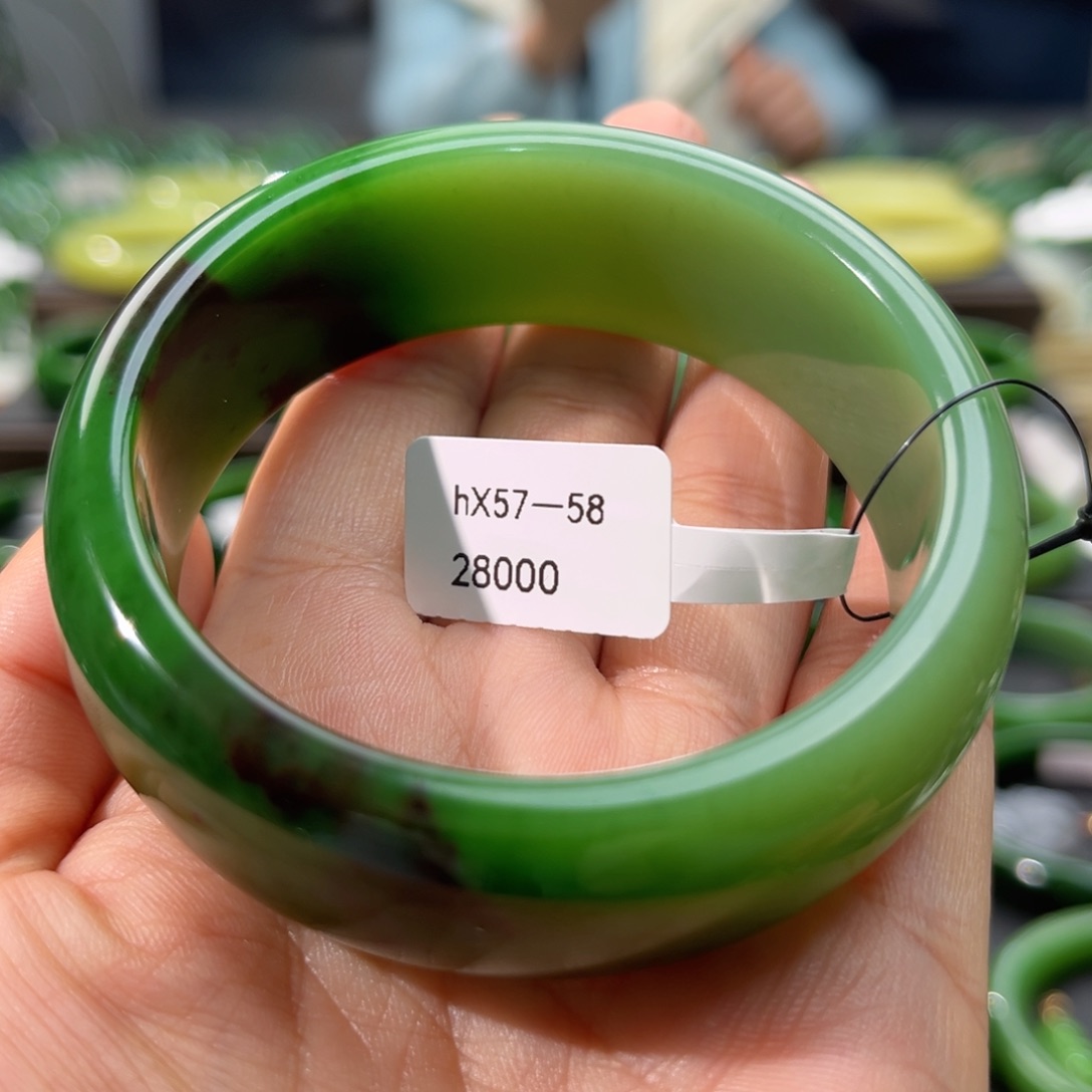 和田玉（碧玉）手镯未镶嵌