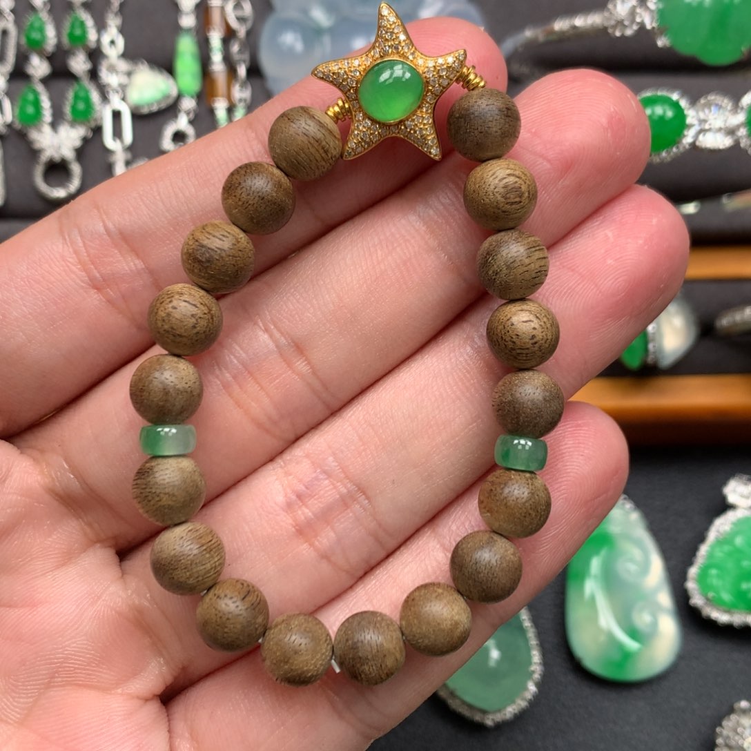 翡翠18K金镶嵌手链