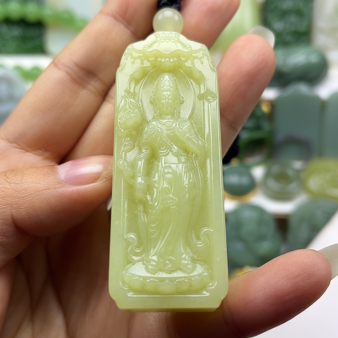 和田玉未镶嵌颈饰