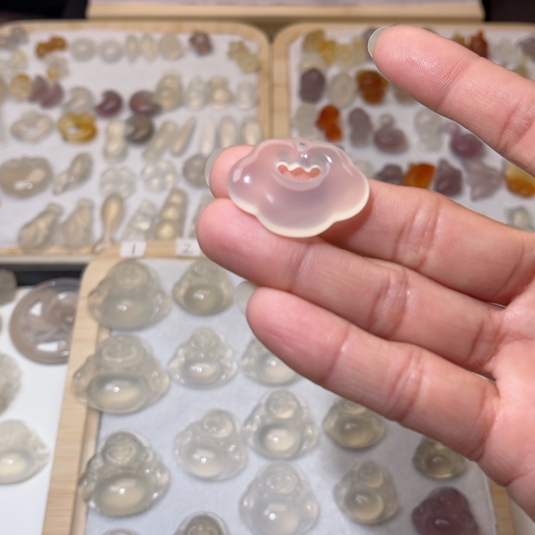 玛瑙/玉髓颈饰合金0*^