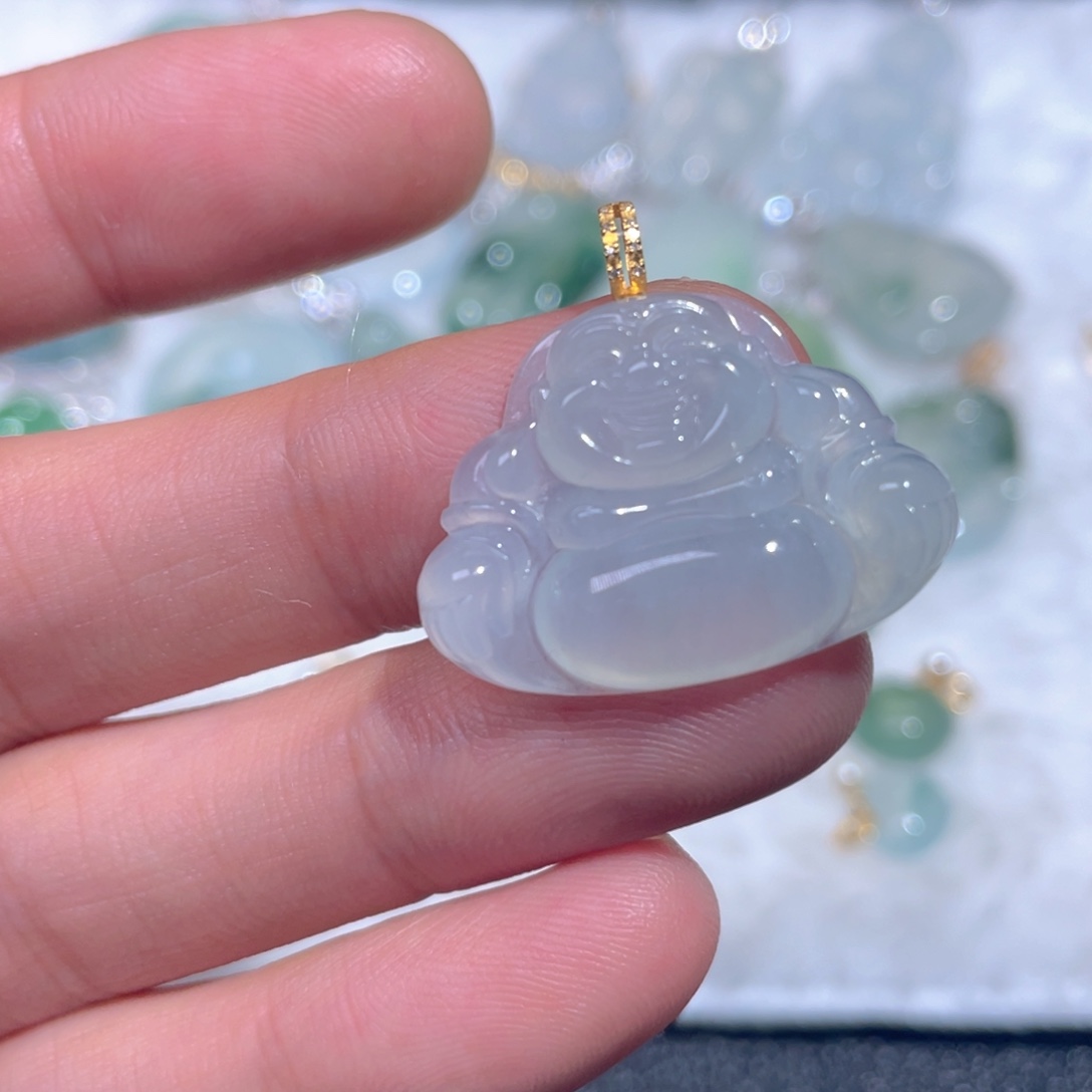 颈饰18K金镶嵌翡翠翡翠