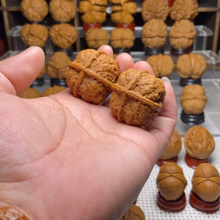 豆***佬吊坠文玩核桃4钢炮四棱