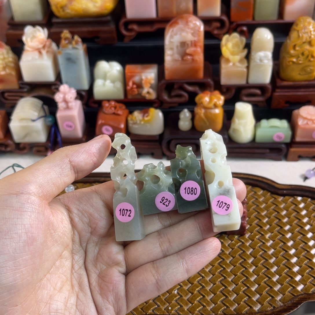 昌化石其他用****41072.923.1080.1079 