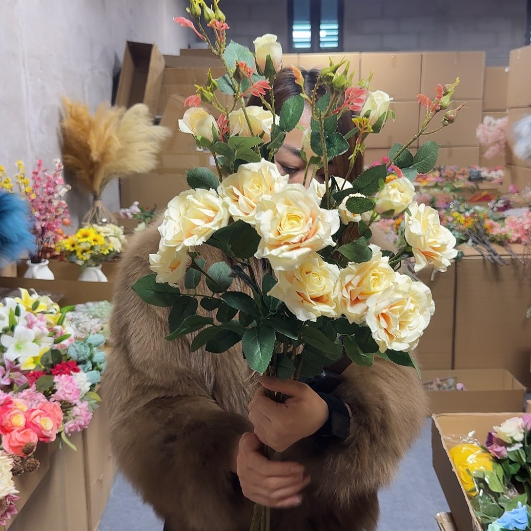 11号「闪购」仿真花，公主请下单